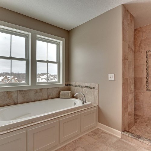 Grand Design Floors Tile Installation Gallery Image