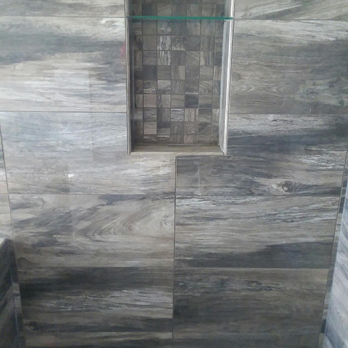 Grand Design Floors Tile Installation Gallery Image
